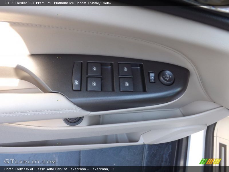 Platinum Ice Tricoat / Shale/Ebony 2012 Cadillac SRX Premium
