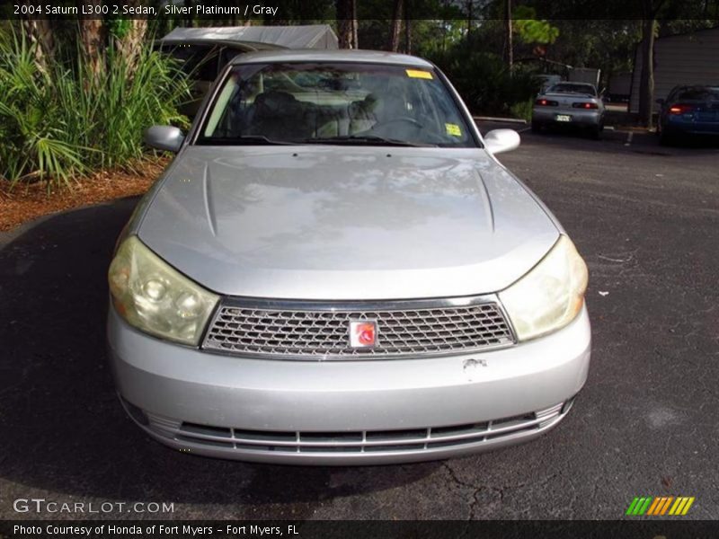 Silver Platinum / Gray 2004 Saturn L300 2 Sedan