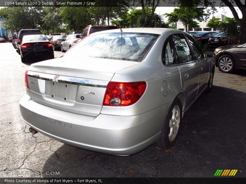 Silver Platinum / Gray 2004 Saturn L300 2 Sedan