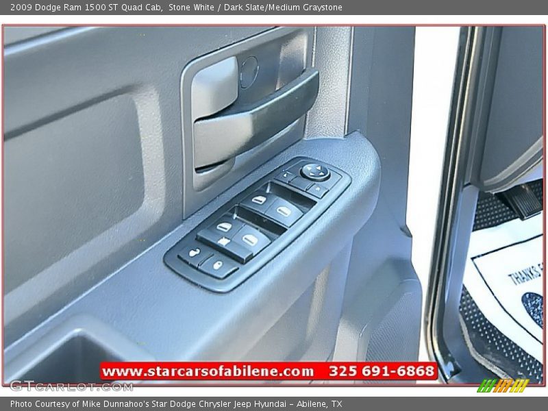 Stone White / Dark Slate/Medium Graystone 2009 Dodge Ram 1500 ST Quad Cab