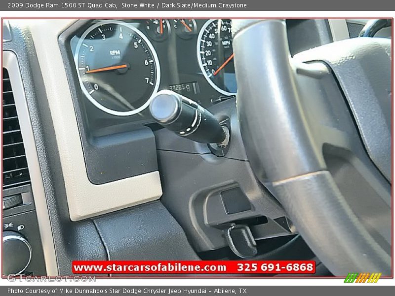Stone White / Dark Slate/Medium Graystone 2009 Dodge Ram 1500 ST Quad Cab