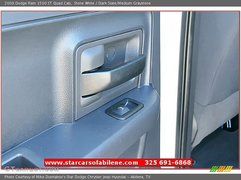 Stone White / Dark Slate/Medium Graystone 2009 Dodge Ram 1500 ST Quad Cab