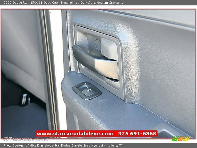 Stone White / Dark Slate/Medium Graystone 2009 Dodge Ram 1500 ST Quad Cab