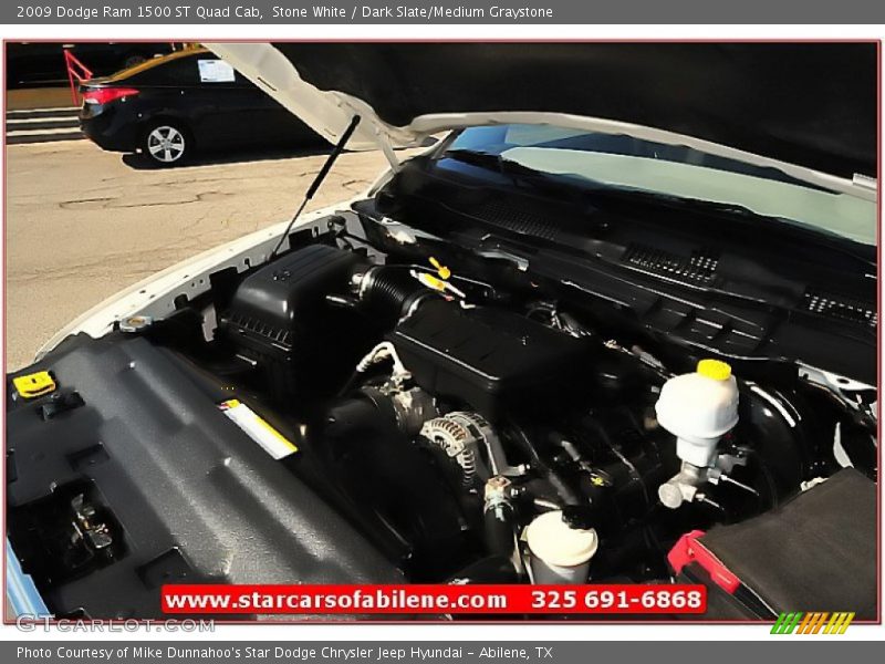 Stone White / Dark Slate/Medium Graystone 2009 Dodge Ram 1500 ST Quad Cab