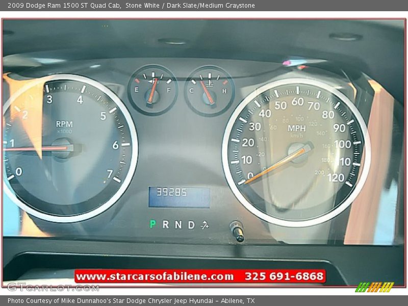 Stone White / Dark Slate/Medium Graystone 2009 Dodge Ram 1500 ST Quad Cab