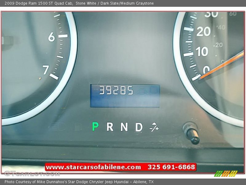 Stone White / Dark Slate/Medium Graystone 2009 Dodge Ram 1500 ST Quad Cab