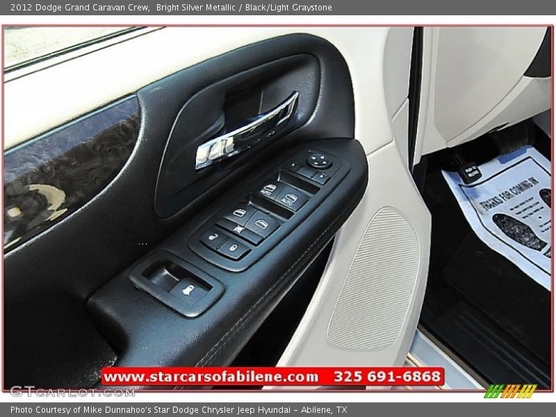 Bright Silver Metallic / Black/Light Graystone 2012 Dodge Grand Caravan Crew