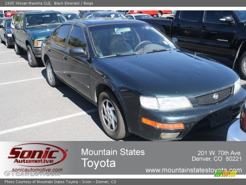 Black Emerald / Beige 1995 Nissan Maxima GLE
