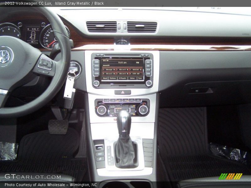 Island Gray Metallic / Black 2012 Volkswagen CC Lux