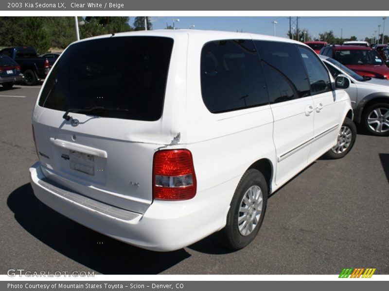 Clear White / Beige 2003 Kia Sedona LX