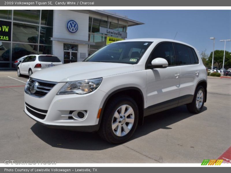 Candy White / Charcoal 2009 Volkswagen Tiguan SE