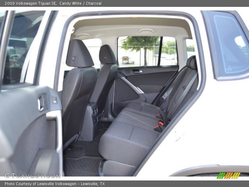 Candy White / Charcoal 2009 Volkswagen Tiguan SE
