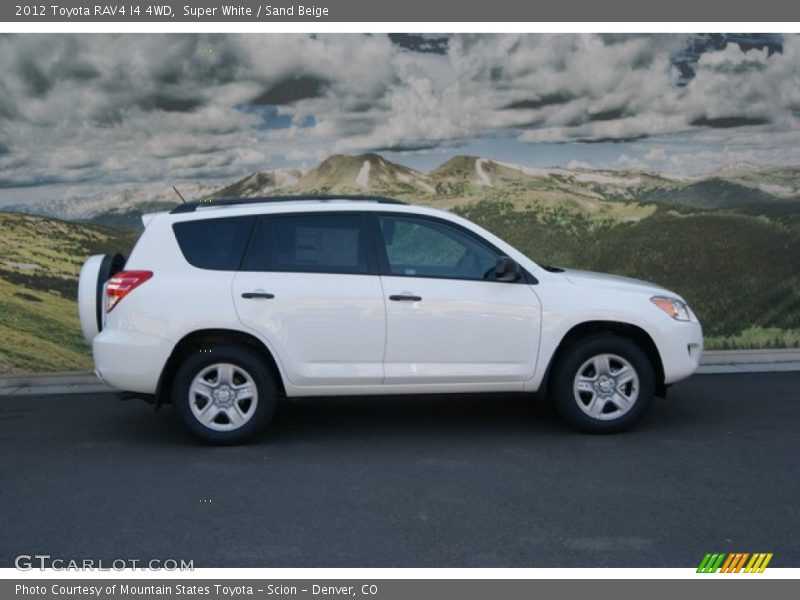 Super White / Sand Beige 2012 Toyota RAV4 I4 4WD