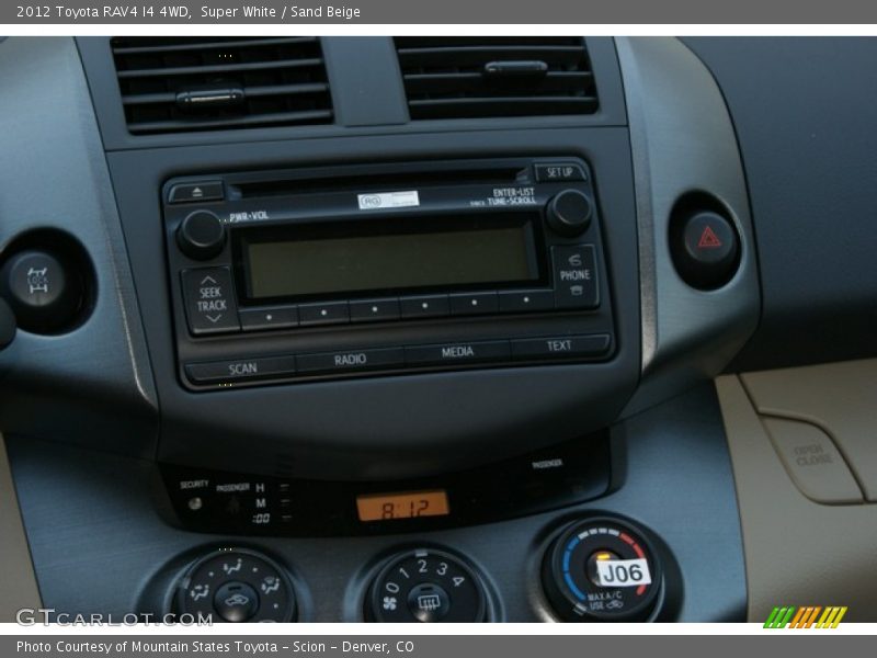 Super White / Sand Beige 2012 Toyota RAV4 I4 4WD
