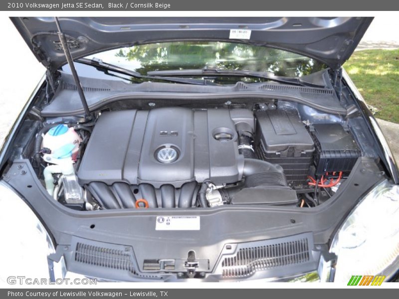 Black / Cornsilk Beige 2010 Volkswagen Jetta SE Sedan