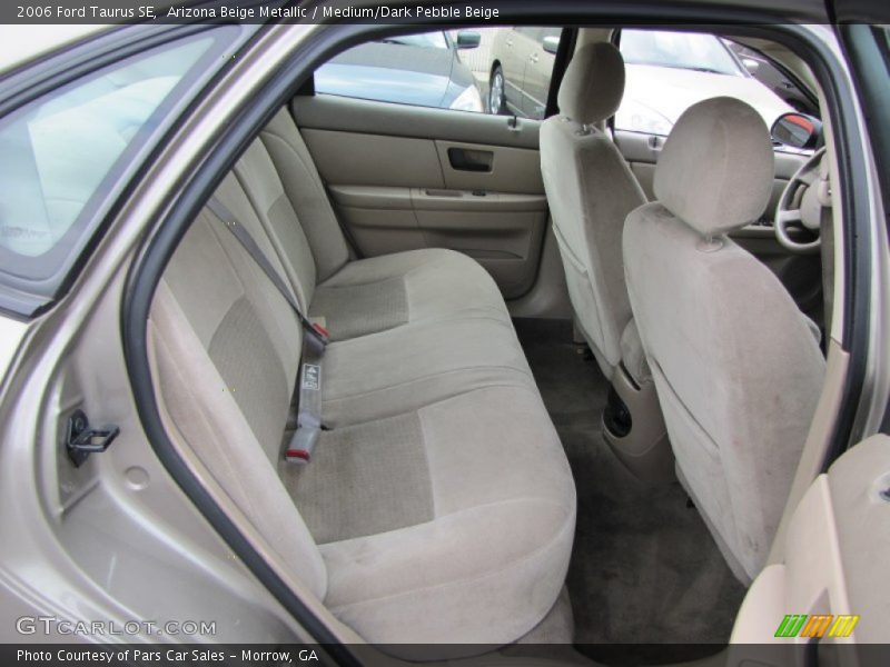 Arizona Beige Metallic / Medium/Dark Pebble Beige 2006 Ford Taurus SE