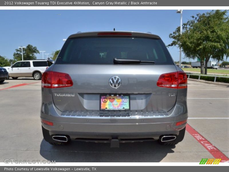 Canyon Gray Metallic / Black Anthracite 2012 Volkswagen Touareg TDI Executive 4XMotion