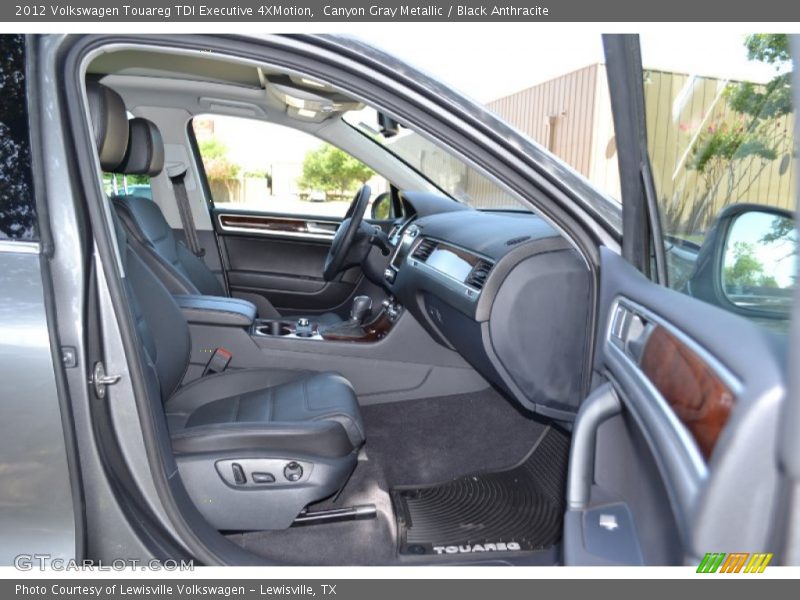 Canyon Gray Metallic / Black Anthracite 2012 Volkswagen Touareg TDI Executive 4XMotion