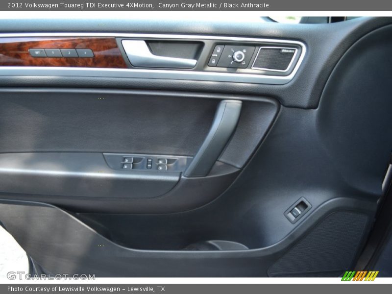 Canyon Gray Metallic / Black Anthracite 2012 Volkswagen Touareg TDI Executive 4XMotion