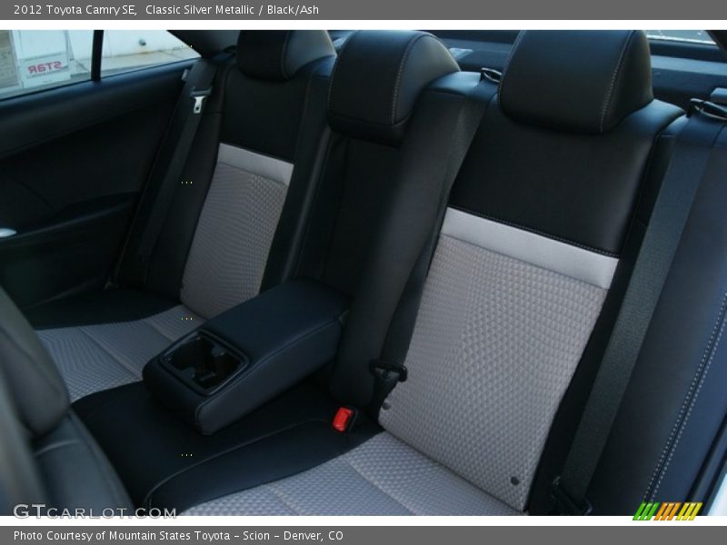 Classic Silver Metallic / Black/Ash 2012 Toyota Camry SE