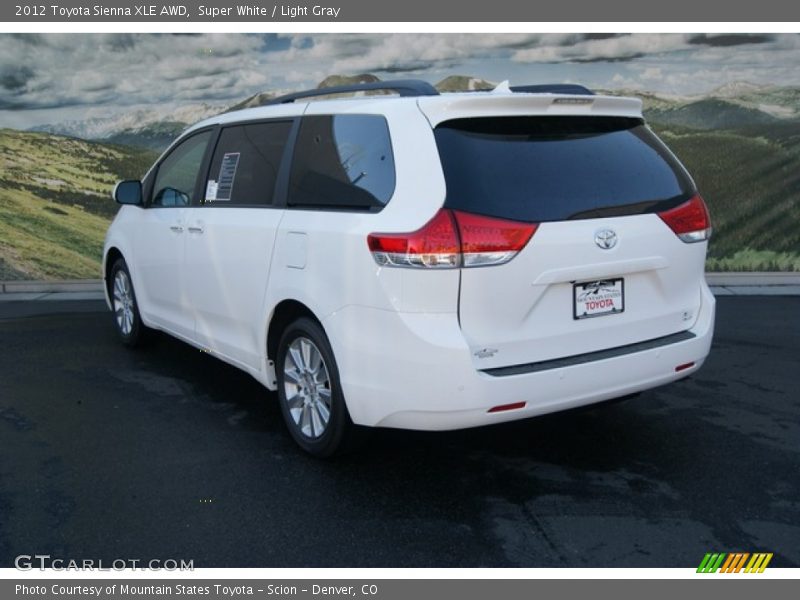 Super White / Light Gray 2012 Toyota Sienna XLE AWD