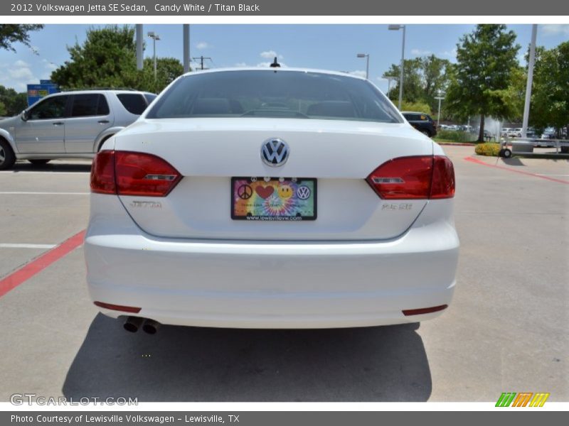 Candy White / Titan Black 2012 Volkswagen Jetta SE Sedan
