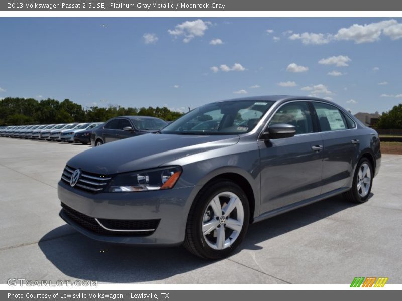 Platinum Gray Metallic / Moonrock Gray 2013 Volkswagen Passat 2.5L SE