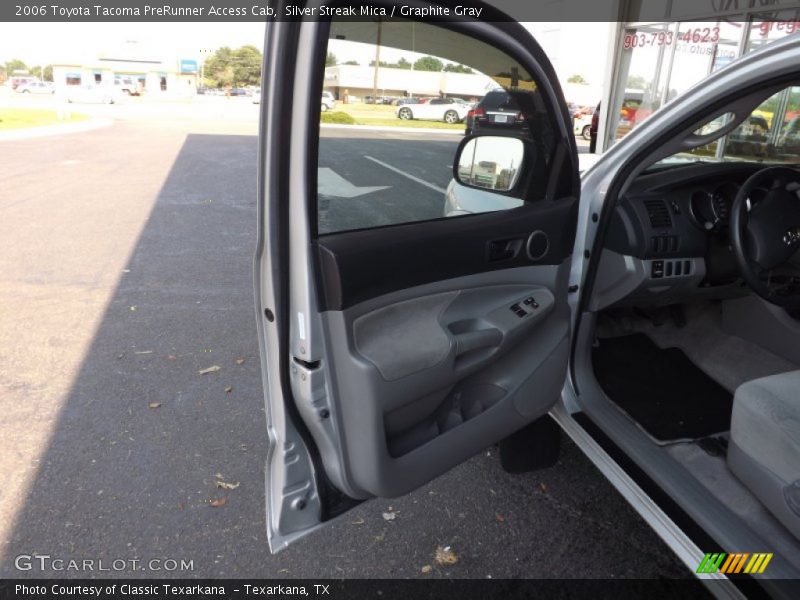 Silver Streak Mica / Graphite Gray 2006 Toyota Tacoma PreRunner Access Cab