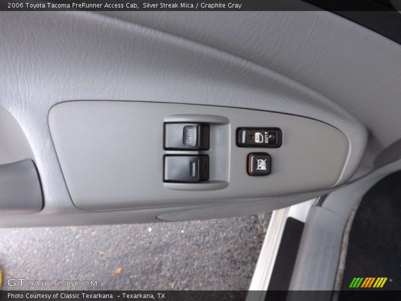 Silver Streak Mica / Graphite Gray 2006 Toyota Tacoma PreRunner Access Cab