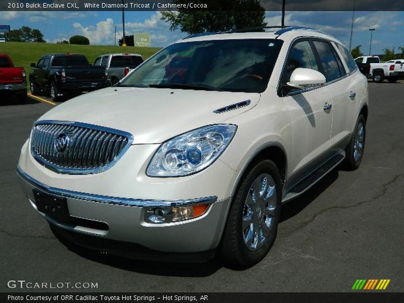 White Diamond Tricoat / Cashmere/Cocoa 2010 Buick Enclave CXL
