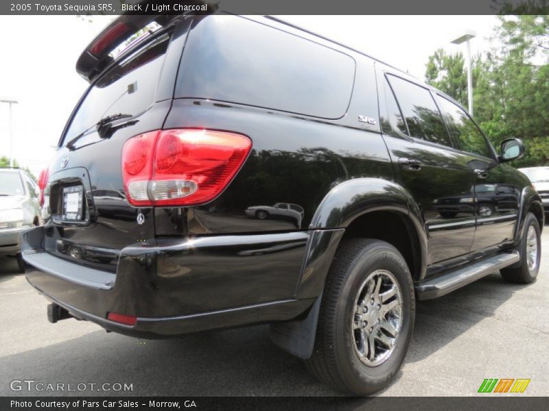 Black / Light Charcoal 2005 Toyota Sequoia SR5