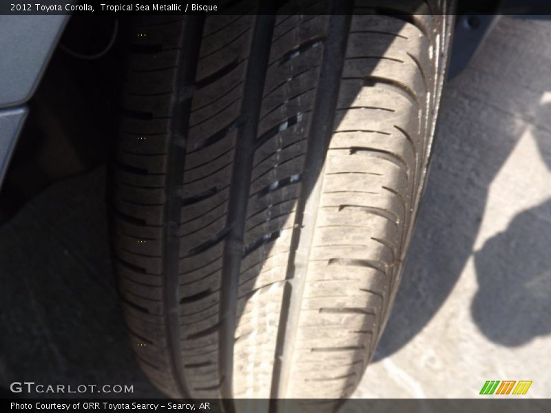 Tropical Sea Metallic / Bisque 2012 Toyota Corolla