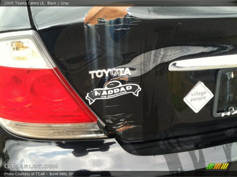 Black / Gray 2005 Toyota Camry LE