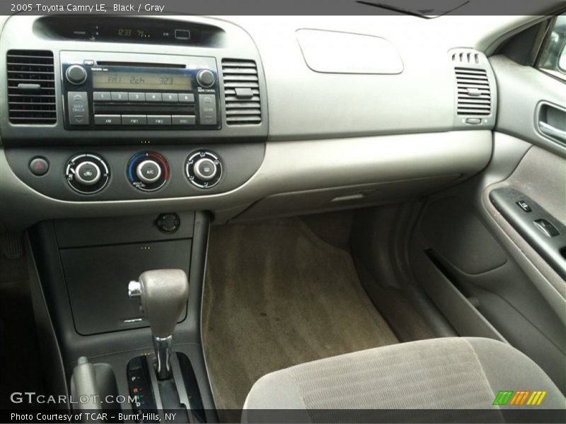 Black / Gray 2005 Toyota Camry LE