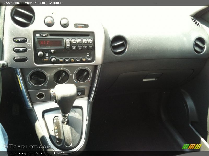 Stealth / Graphite 2007 Pontiac Vibe