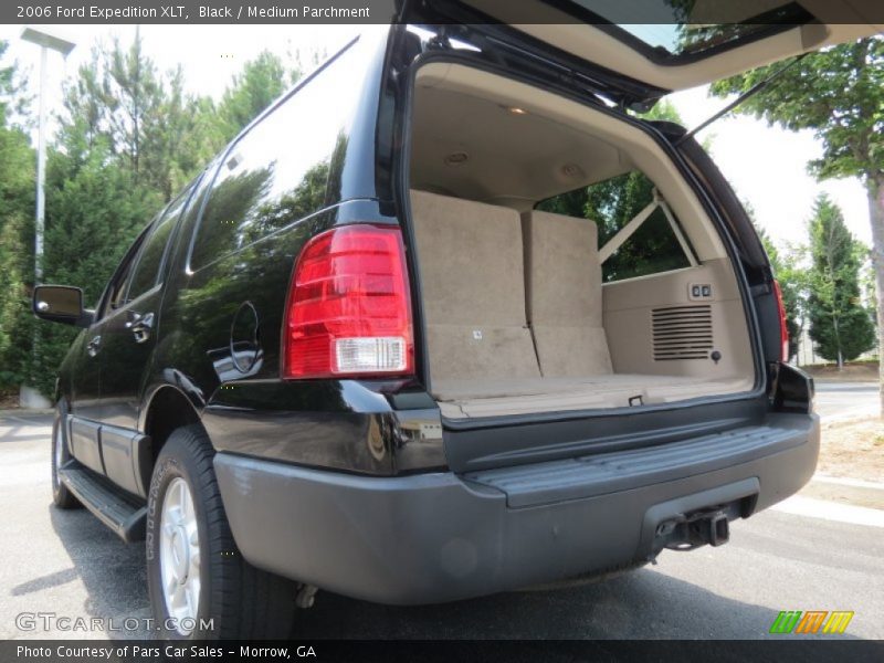 Black / Medium Parchment 2006 Ford Expedition XLT
