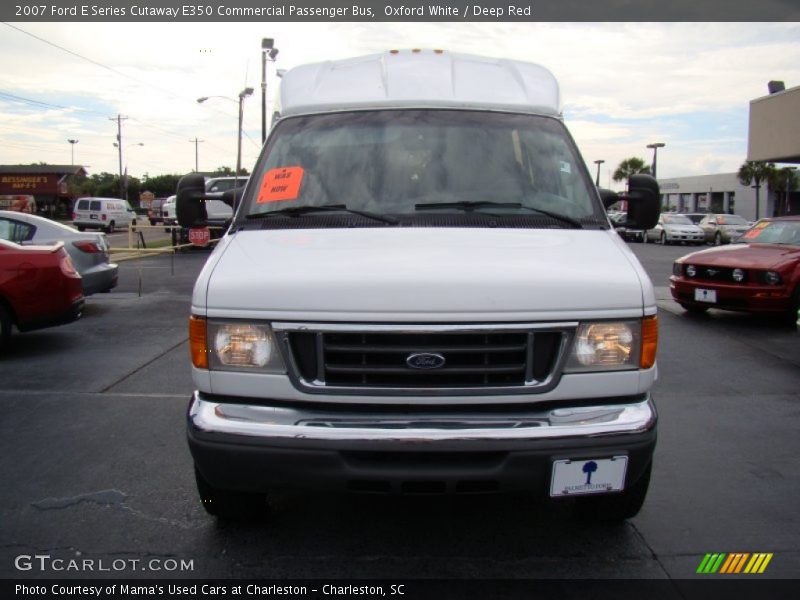 Oxford White / Deep Red 2007 Ford E Series Cutaway E350 Commercial Passenger Bus