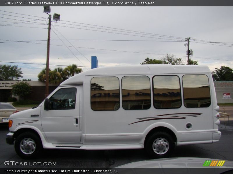 Oxford White / Deep Red 2007 Ford E Series Cutaway E350 Commercial Passenger Bus