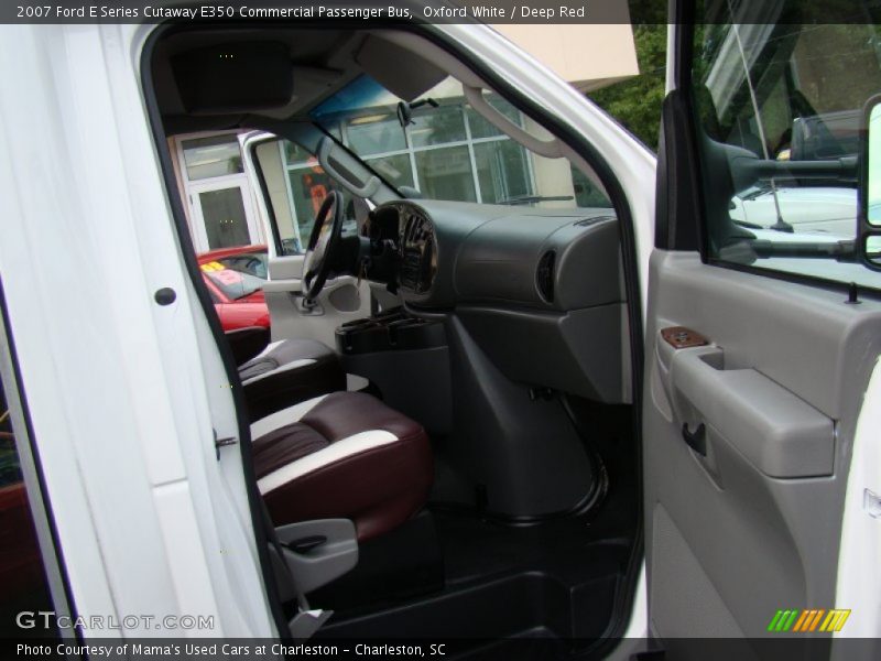 Oxford White / Deep Red 2007 Ford E Series Cutaway E350 Commercial Passenger Bus