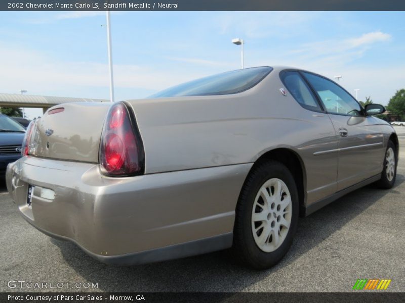 Sandrift Metallic / Neutral 2002 Chevrolet Monte Carlo LS