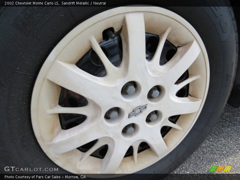 Sandrift Metallic / Neutral 2002 Chevrolet Monte Carlo LS