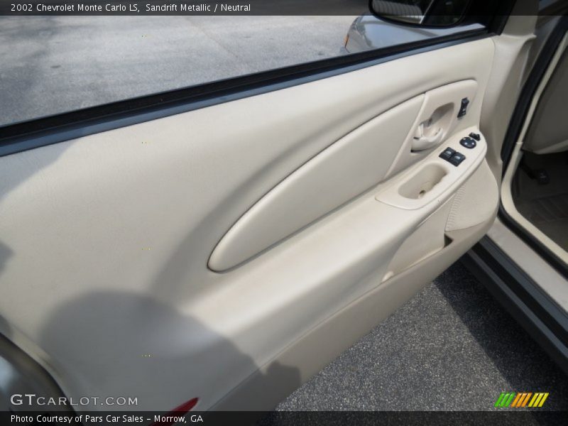 Sandrift Metallic / Neutral 2002 Chevrolet Monte Carlo LS