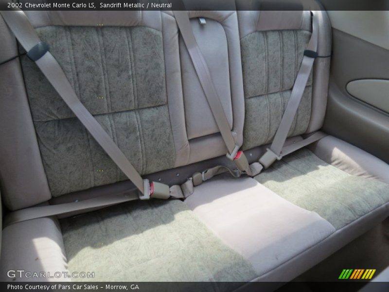 Sandrift Metallic / Neutral 2002 Chevrolet Monte Carlo LS