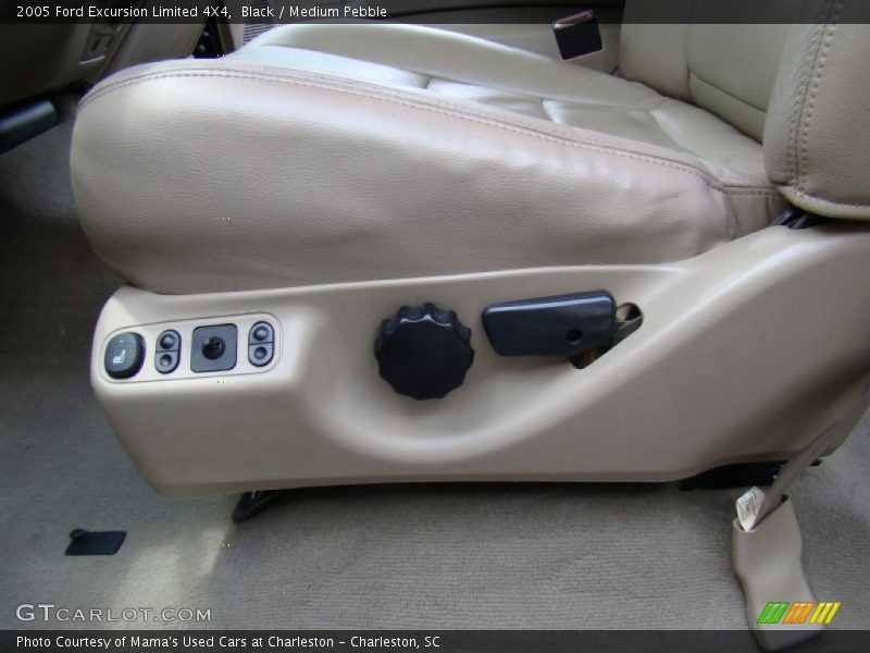 Black / Medium Pebble 2005 Ford Excursion Limited 4X4