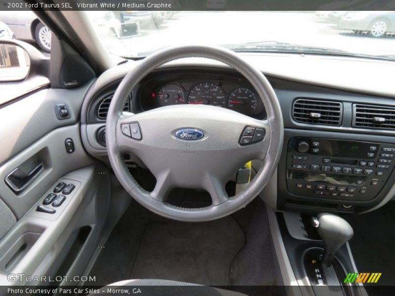 Dashboard of 2002 Taurus SEL