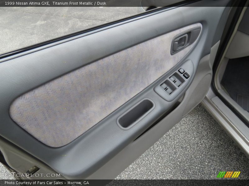 Titanium Frost Metallic / Dusk 1999 Nissan Altima GXE