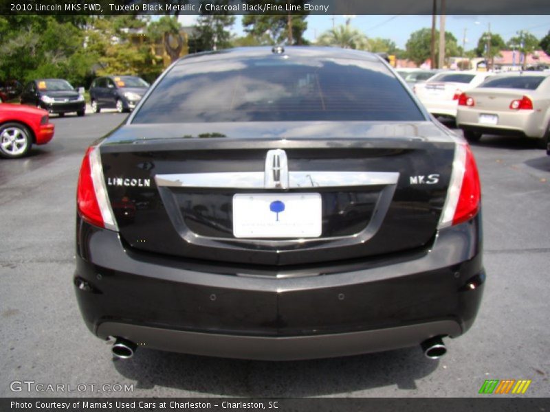 Tuxedo Black Metallic / Charcoal Black/Fine Line Ebony 2010 Lincoln MKS FWD