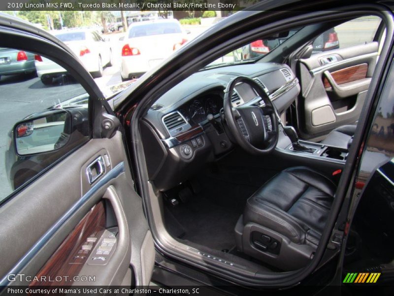 Tuxedo Black Metallic / Charcoal Black/Fine Line Ebony 2010 Lincoln MKS FWD