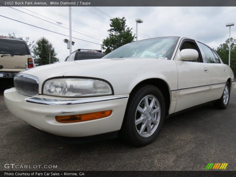 White Diamond / Taupe 2002 Buick Park Avenue