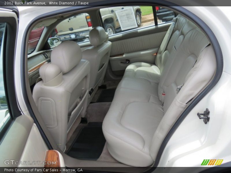 White Diamond / Taupe 2002 Buick Park Avenue